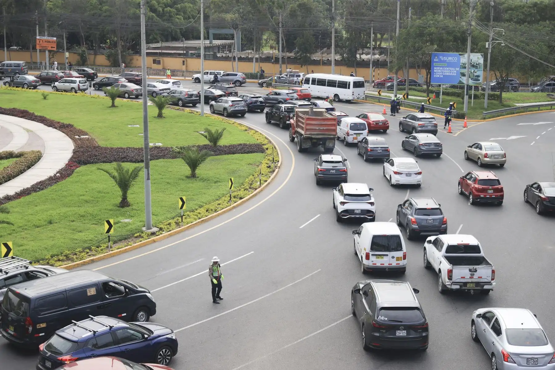 Comienza el cierre de la avenida Javier Prado desde el óvalo Monitor hasta la avenida Los Frutales debido a las obras que se ejecutarán en el lugar. Foto: ANDINA/Jhonel Rodríguez Robles
