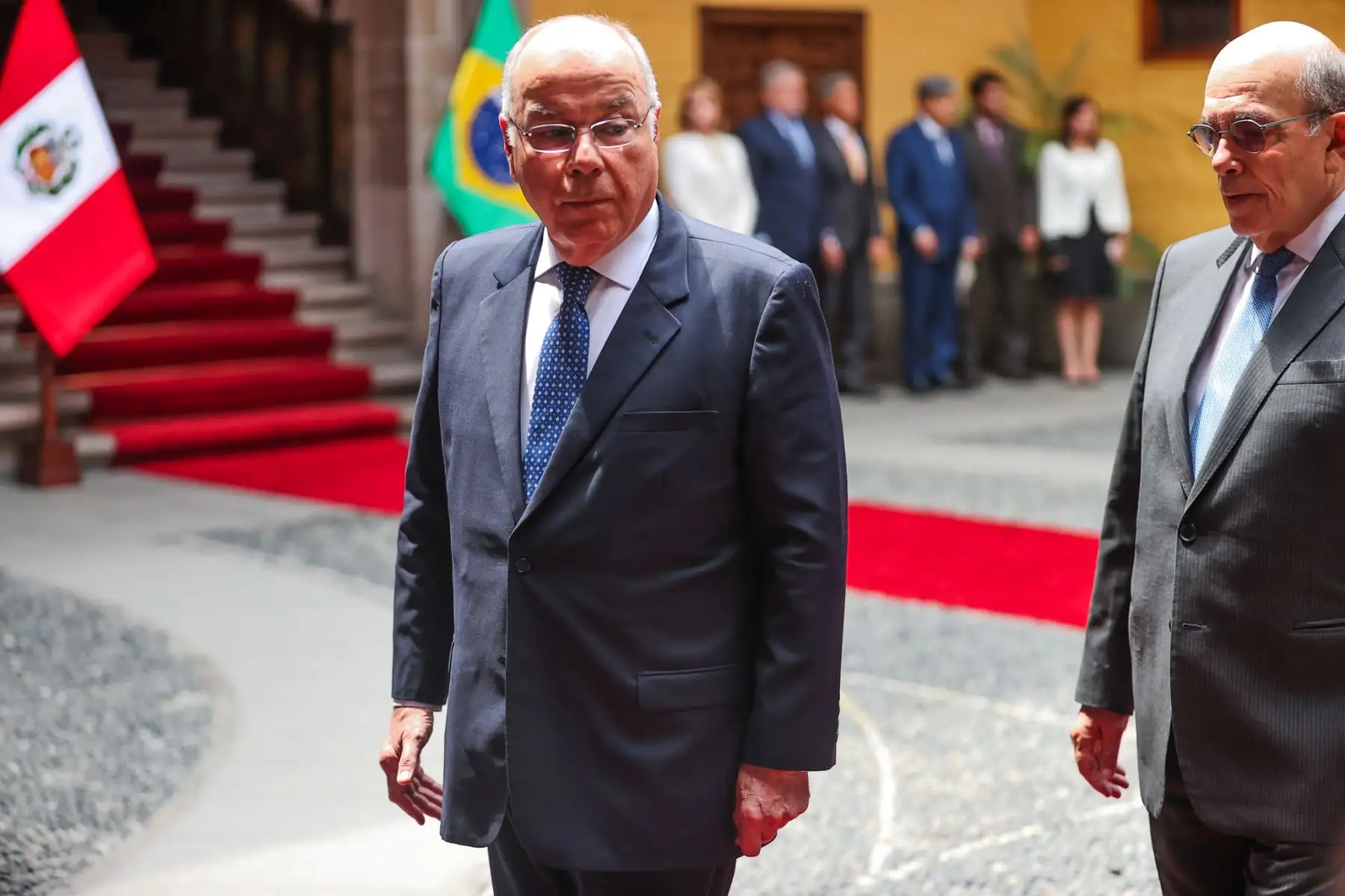 El ministro de Relaciones Exteriores de Brasil, embajador Mauro Vieira, es recibido por el canciller peruano Hugo de Zela en el Palacio de Torre Tagle, en el marco de su visita oficial al país.
Foto: ANDINA / Juan Carlos Guzmán