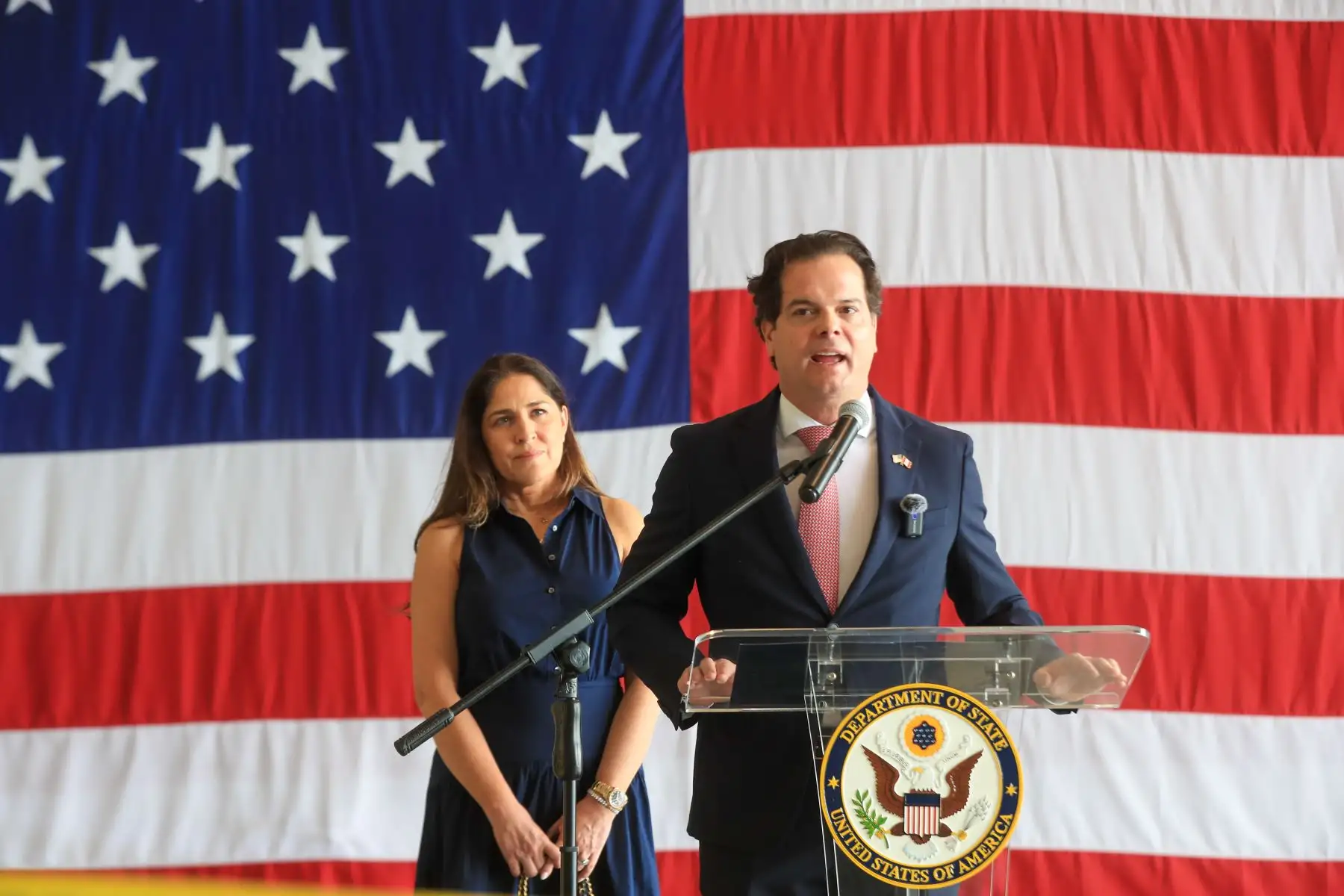 El nuevo embajador de Estados Unidos en el Perú, Bernardo Navarro, llegó oficialmente a territorio peruano el jueves 29 de enero de 2026, dando así inicio a una nueva etapa en las relaciones diplomáticas entre nuestro país y el de Norteamérica. Foto: ANDINA/Ricardo Cuba