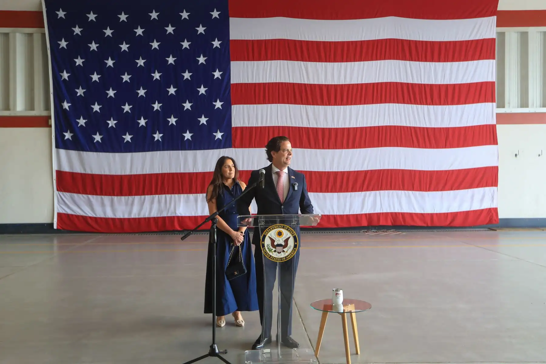 Bernardo Navarro, de ascendencia cubana y residente de Puerto Rico, graduado de la Universidad de Miami y Harvard, tiene una destacada trayectoria en finanzas y el sector inmobiliario, y ahora, como nuevo representante de la Casa Blanca en el Perú, trae una agenda con fuerte enfoque económico. Foto: ANDINA/Ricardo Cuba