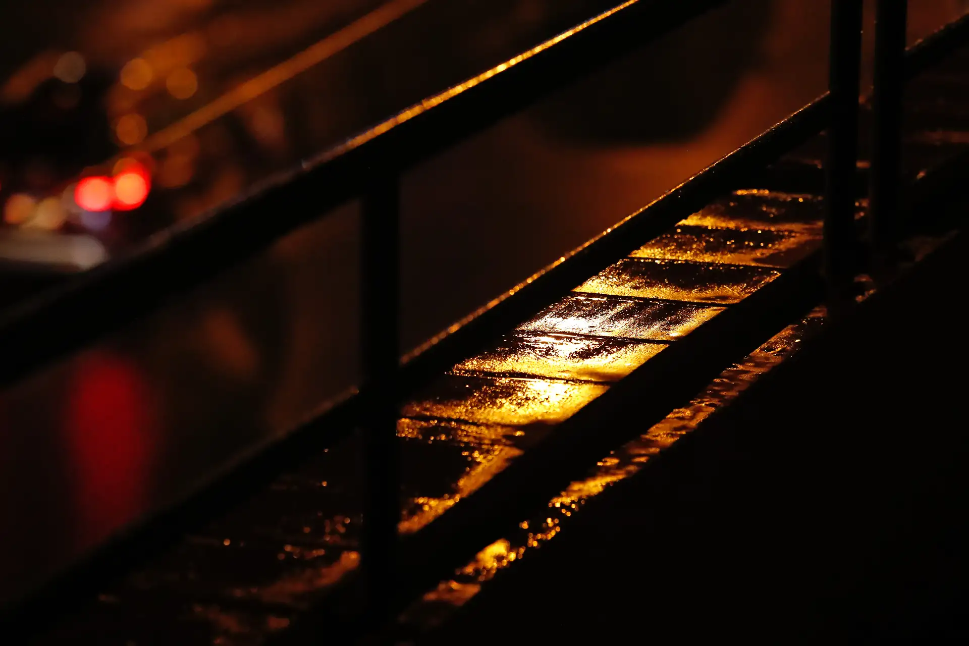 Una intensa llovizna de verano sorprendió a los limeños de diversos distritos en horas de la noche del jueves 29 de enero de 2026. Según el Senamhi, estas lluvias continuarán, pero de manera intermitente y dispersa, principalmente durante el atardecer, noches y madrugadas. Foto: ANDINA/Daniel Bracamonte