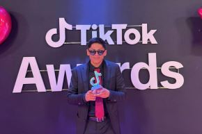 TikToker peruano  @srpulsera2.0  ganó en la categoría Creador TikTok LIVE del Año en México