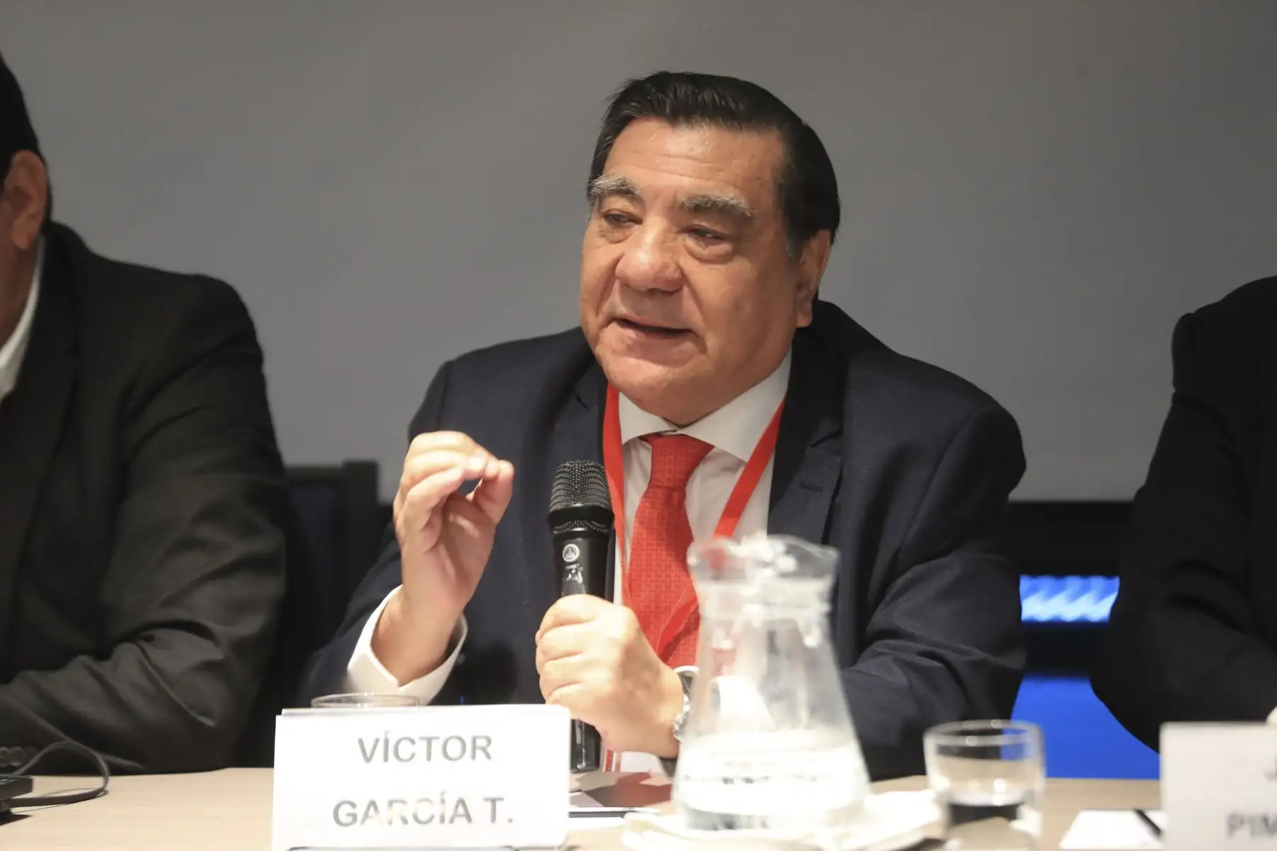 El exmagistrado del Tribunal Constitucional, Víctor García Toma, resalta que la independencia judicial es el pilar fundamental del Estado de derecho.

Foto: ANDINA/Ricardo Cuba