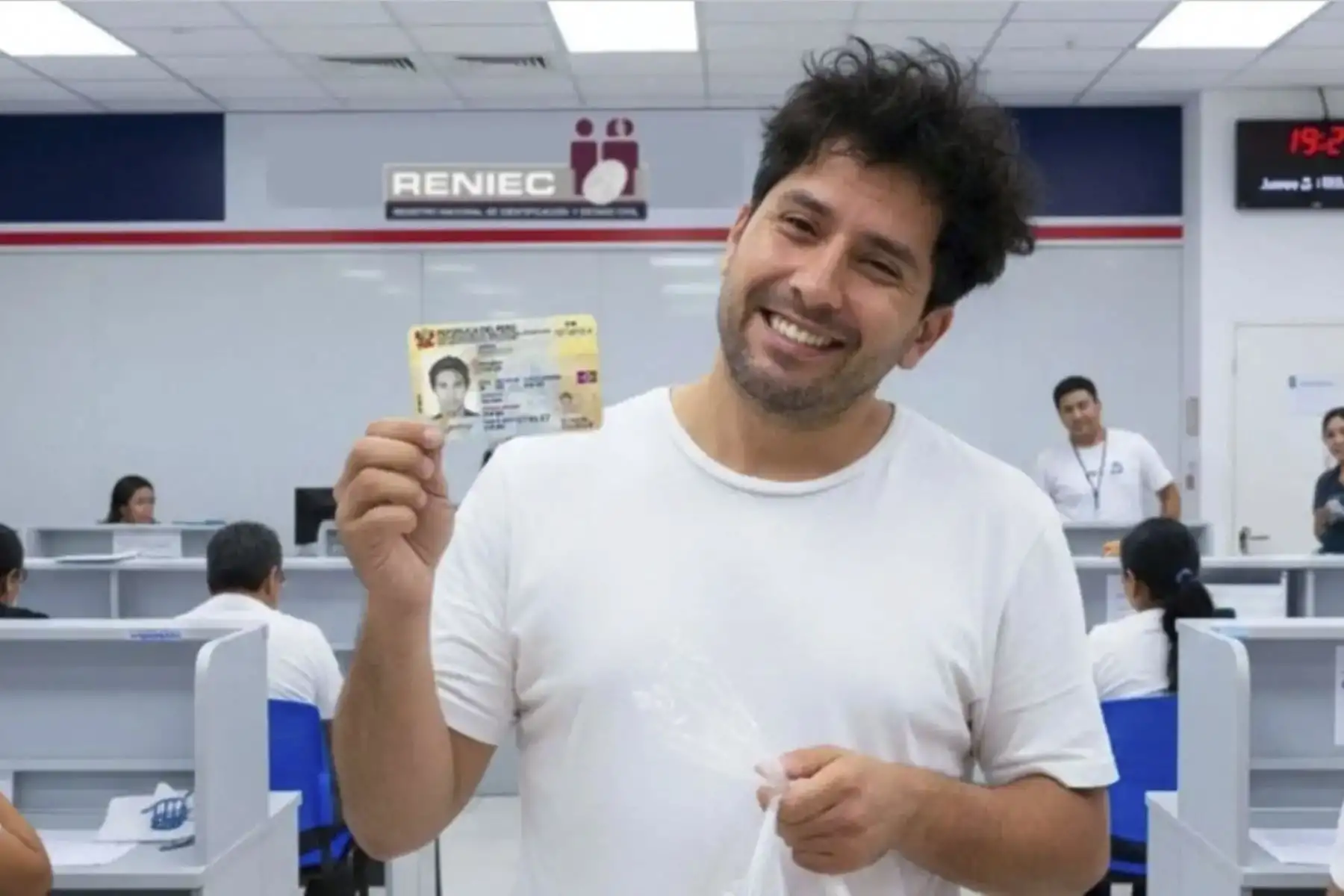 Reniec: más de 526 mil DNIs de ciudadanos mayores de edad están pendientes de recojo
