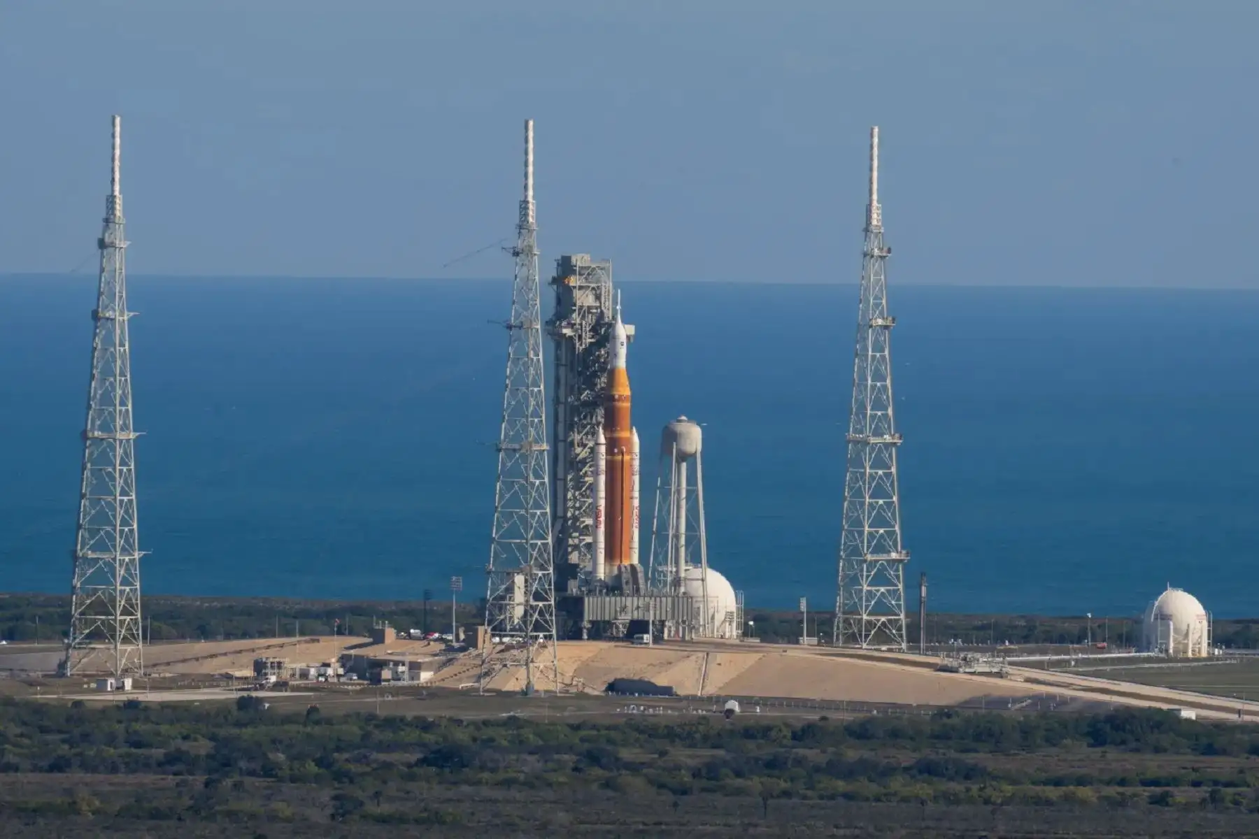 La NASA continuará evaluando las condiciones meteorológicas antes de la prueba.
