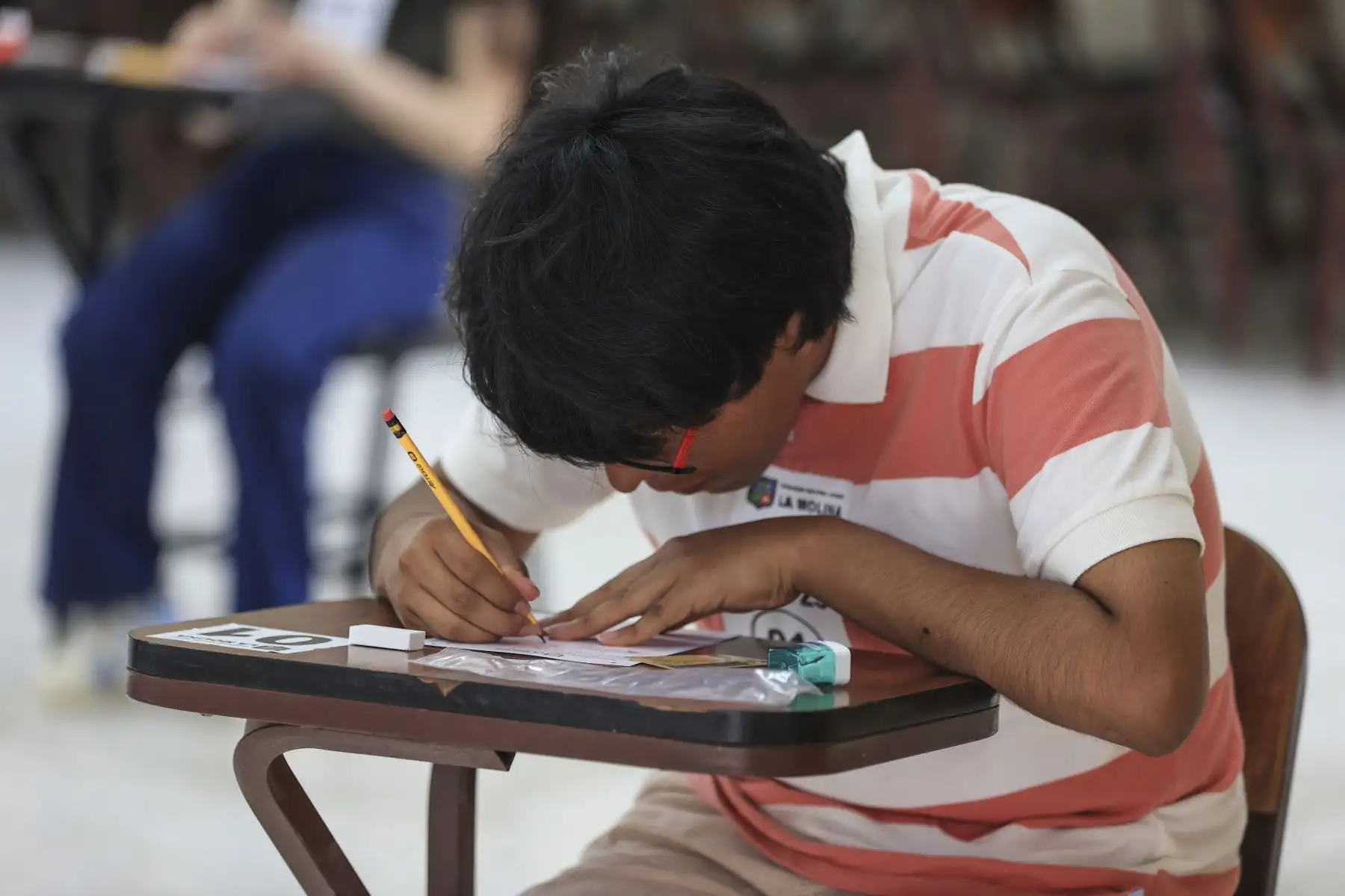 Hoy domingo 1 de febrero, más de 1,800 jóvenes participan en el examen de admisión 2026-I de la Universidad Nacional Agraria La Molina (UNALM), uno de los centros de estudios superiores más importantes del país en formación científica, agraria y ambiental. Foto: ANDINA/Jhonel Rodríguez Robles