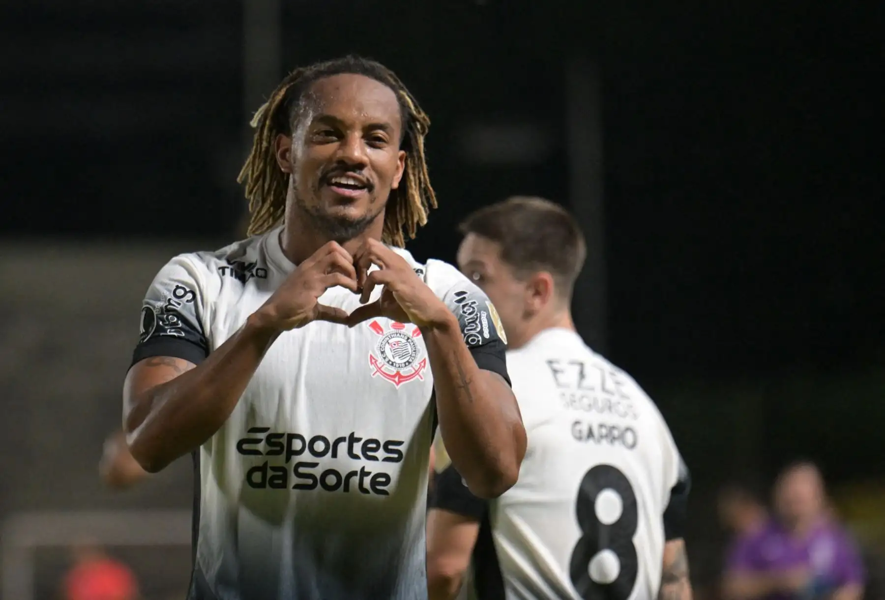 Sueltan a la 'Culebra': El Corinthians de André Carrillo debutará en la Copa Libertadores