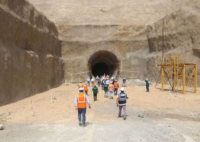 Representantes de 20 postores nacionales e internacionales, que calificaron para ser evaluados para ser una de las empresas que se les otorgue la buena pro de la fase I de la III Etapa del Proyecto Chavimochic, ubicado en la región La Libertad, realizaron una visita de campo para conocer la zona donde se ejecutarán los trabajos. ANDINA/Difusión