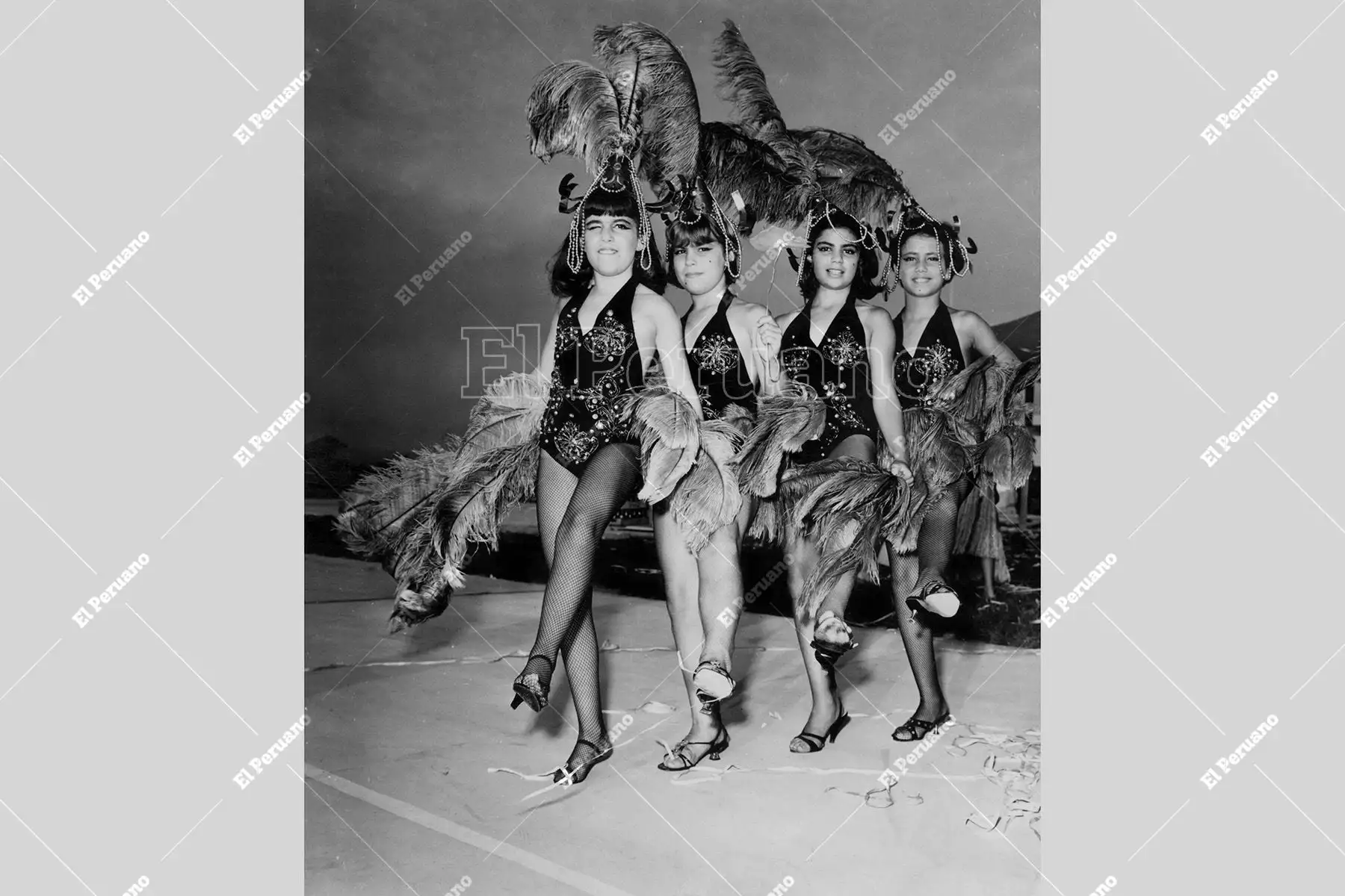 Lima - 28 febrero 1965 / Baile de carnavales en el Country Club de Villa. Foto: Archivo Histórico de El Peruano