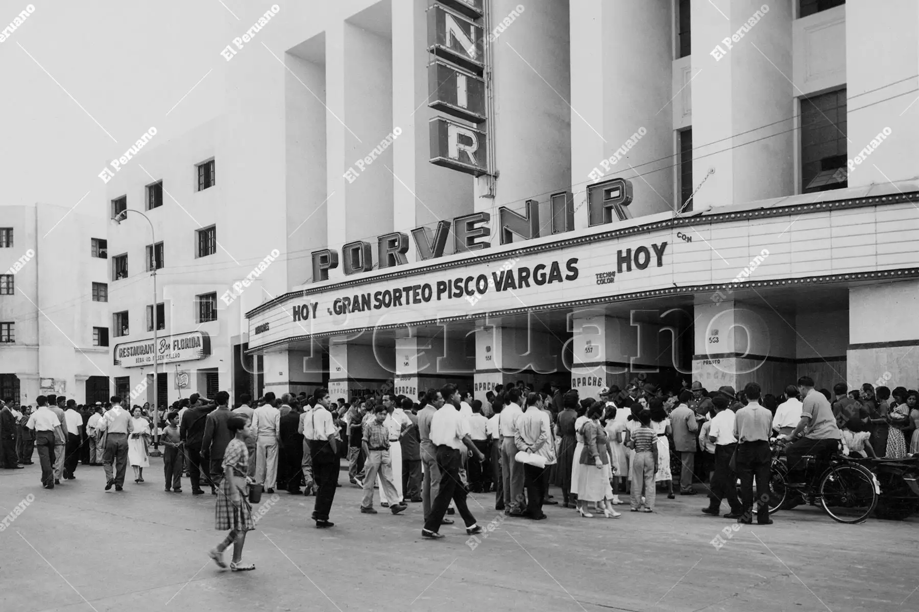 Lima - 9 mayo 1955 / Cine teatro El Porvenir en La Victoria. Foto: Archivo Histórico de El Peruano