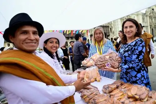 La feria multisectorial se realizó como parte de la iniciativa “Más Cerca del Perú”, que busca promover la riqueza cultural del país.