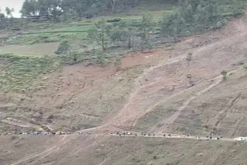 El COER informó que revertir el bloqueo del sector El Potrerillo fue posible gracias a la intervención de la maquinaria pesada del consorcio Calemar.