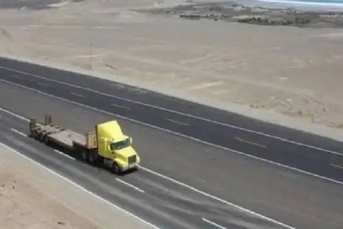 Sector Transportes evalúa soluciones técnicas para mejorar Panamericana Norte en Casma. Fotos: MTC