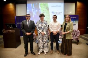 Expositores de la Agenda 2026 presentada por la Universidad del Pacífico: Carlos Casas, Beatriz Rodríguez, Javier Albán y Mercedes Aráoz. Foto: ANDINA / Difusión. 