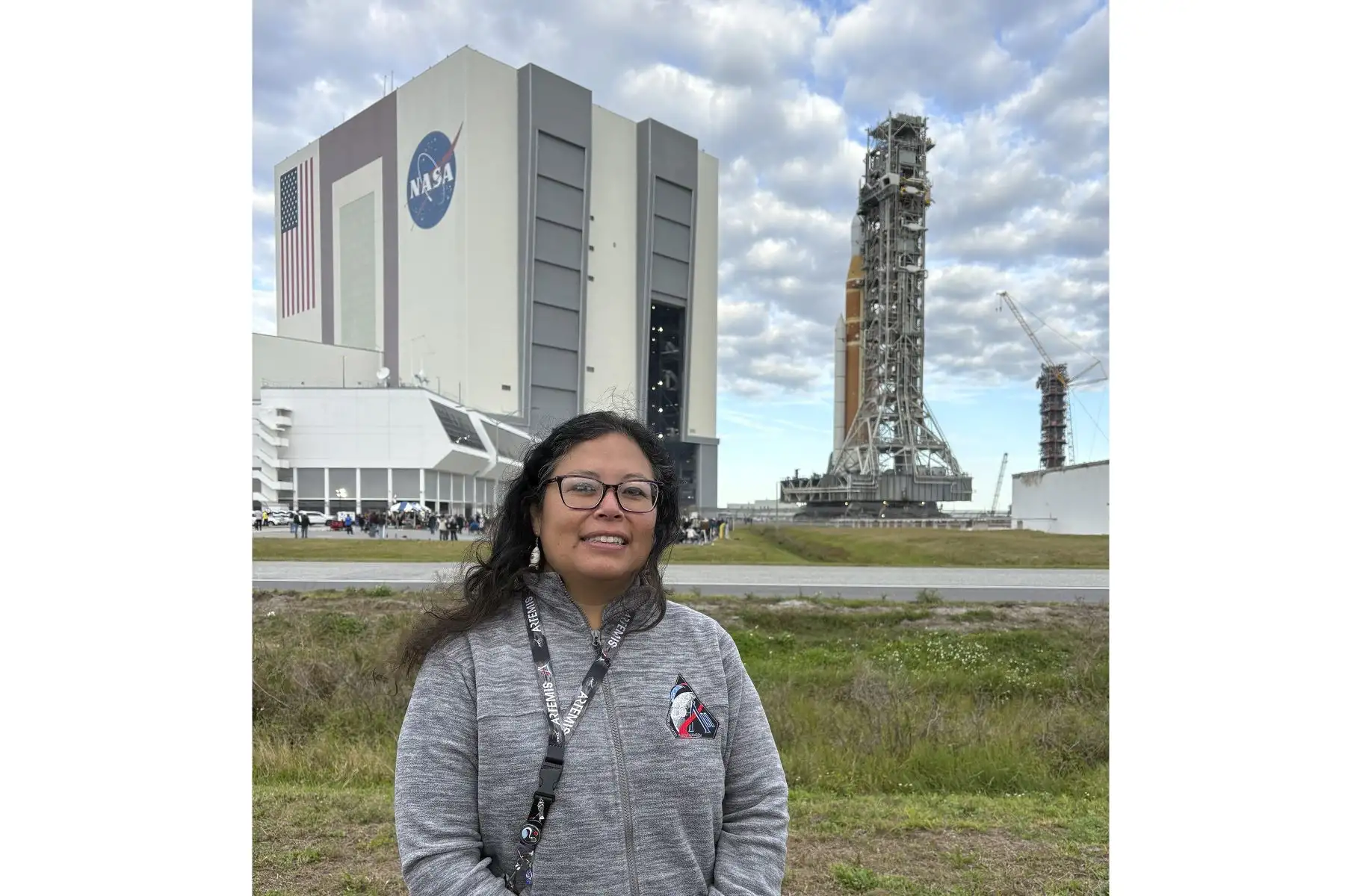 En entrevista con la Agencia Andina, Silva-Martínez destacó el carácter histórico y técnico de Artemis II, comparable al Apolo 8, pero respaldado hoy por tecnología más avanzada y una amplia red de apoyo que incluye a la industria, la academia y múltiples agencias. “Es emocionante, pero también una gran responsabilidad”, señaló desde Houston. Foto: @thejackyspace