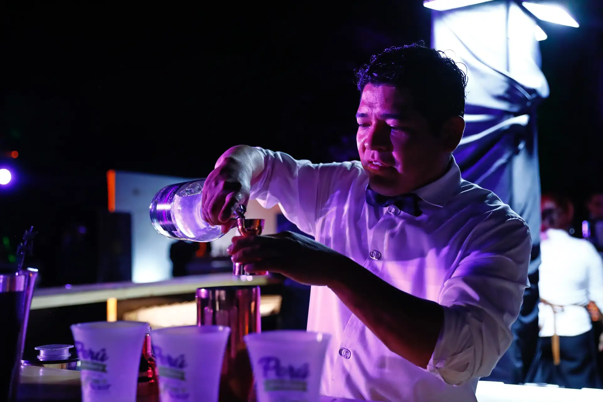 Desde el Museo Pedro de Osma, el Ministerio de la Producción y la Municipalidad de Barranco realizaron el lanzamiento oficial del Día Nacional del Pisco Sour, que se celebrará el sábado 7 de febrero de 2026 en el Parque Municipal de Barranco con diversas actividades y degustaciones para rendirle honores a uno de los cocteles emblemas del Perú.  Foto: ANDINA/Daniel Bracamonte