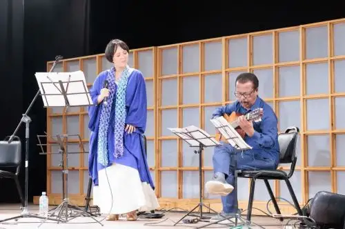 Cantante japonesa Mio Matsuda se presentará junto al músico Coco Linares en el Cocodrilo Verde. Foto: Cortesía