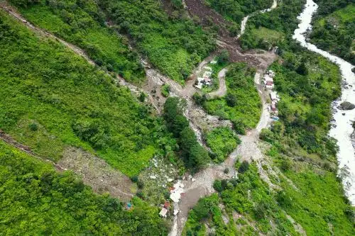 Puno: huaico en Carabaya deja 150 damnificados y graves daños en viviendas, colegio y posta médica