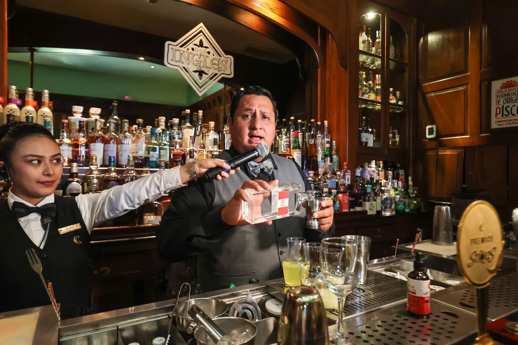 Desde el hotel Country Club de San Isidro, ADEX realizó una ceremonia con motivo del Día del Pisco Sour a celebrarse durante el mes de febrero de 2026.

Foto: ANDINA/Juan Carlos Guzmán Negrini