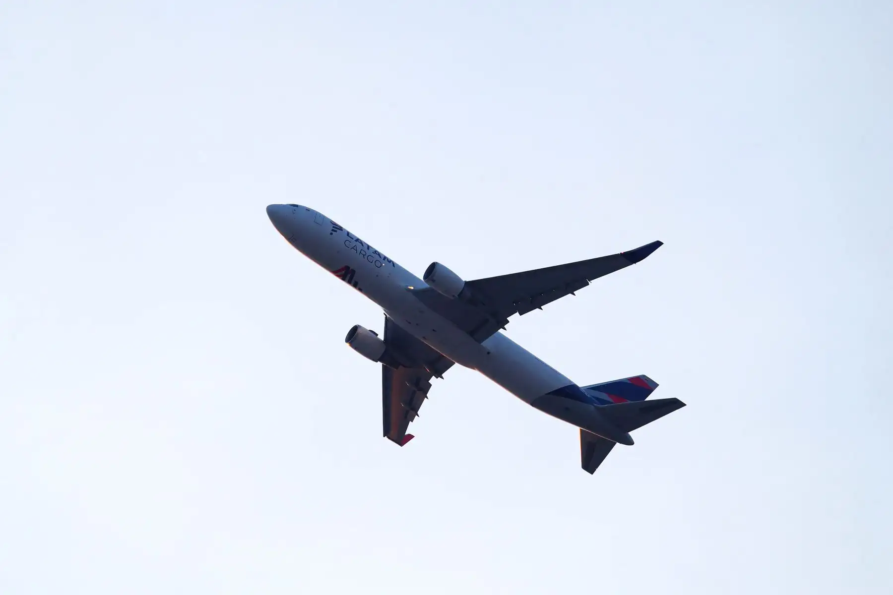MTC impulsa nuevas rutas aéreas con incentivos y facilidades para las aerolíneas