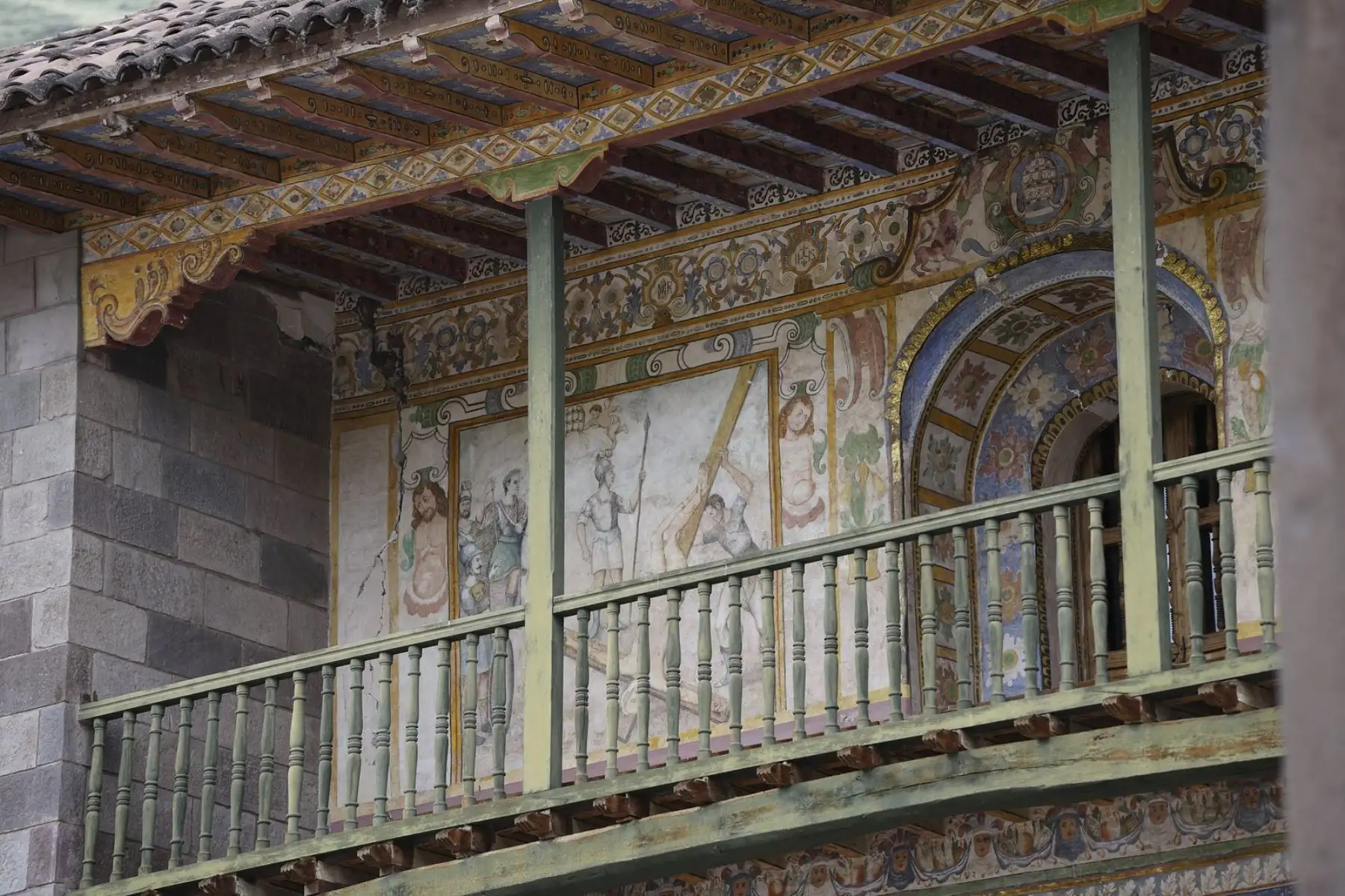 Esta joya arquitectónica forma parte de circuitos turísticos emblemáticos del sur de Cusco, como la ruta del Barroco Andino y el “Sur del Valle Sagrado”, atrayendo tanto a turistas nacionales como internacionales interesados en la historia, el arte y la espiritualidad. Foto: Mincetur