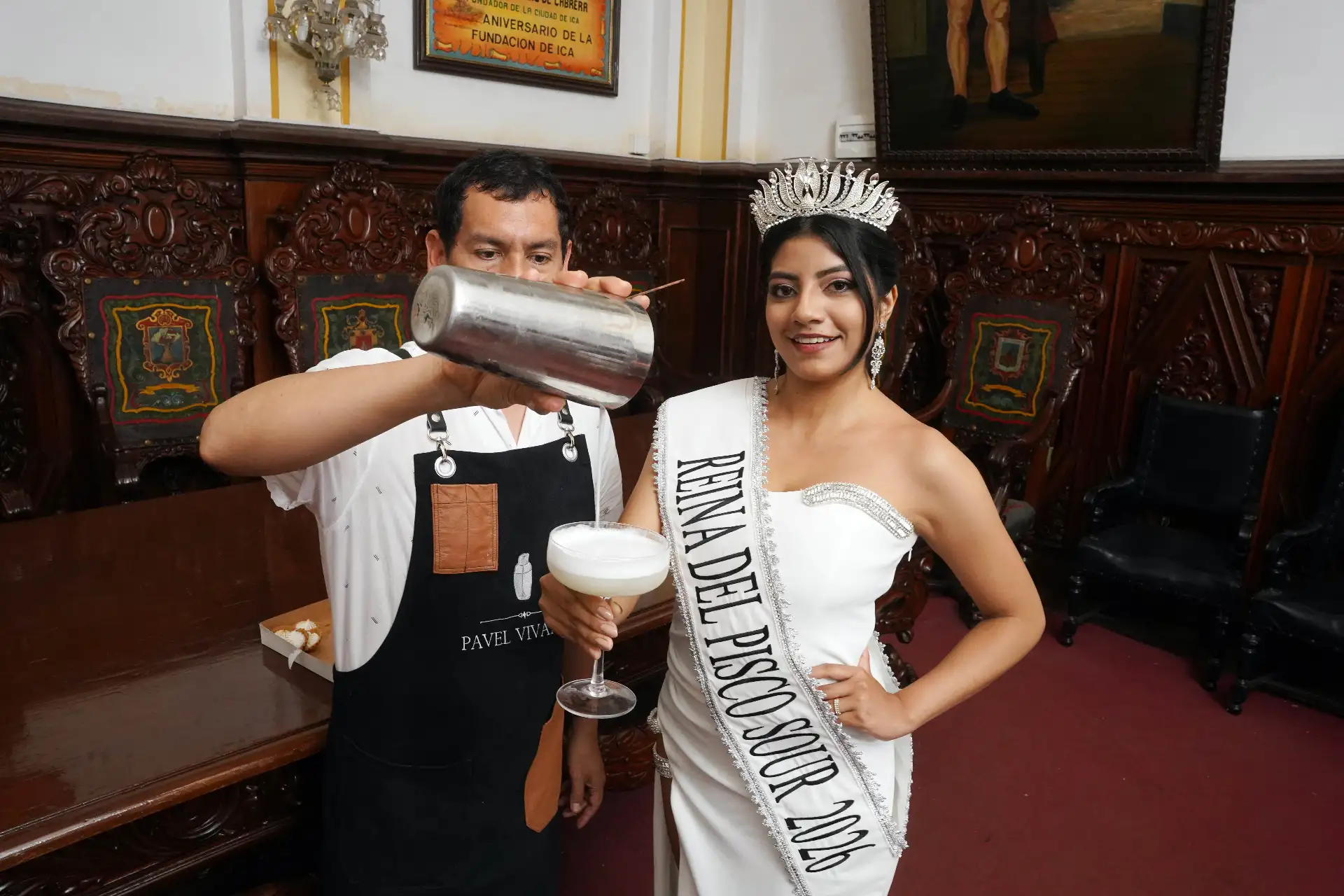 En Ica, la cuna y capital del pisco, con la coronación de su majestad Vania Hernández Ascencio como la reina del Pisco Sour 2026, inició la celebración para rendir homenaje al coctel bandera del Perú.
Foto: ANDINA/ Difusión