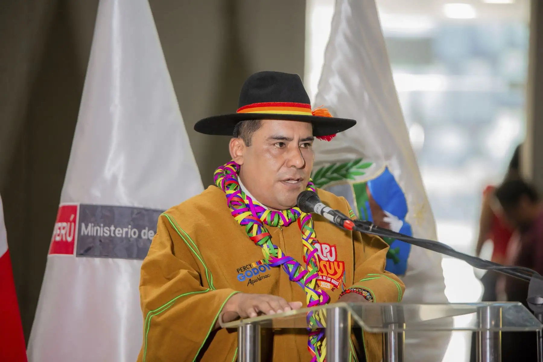 En ese contexto, hizo un llamado a la ampliación del aeropuerto de Andahuaylas para facilitar la llegada de más turistas y fortalecer el desarrollo regional. Foto: Gore Apurímac