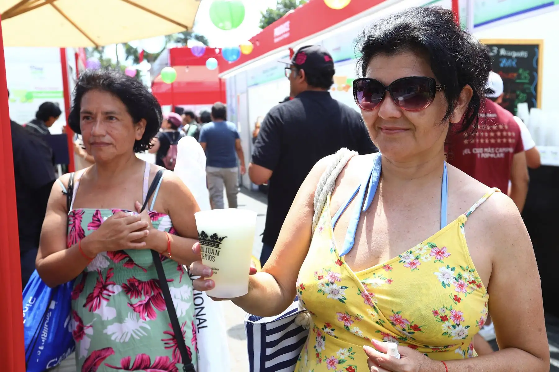 La degustación del Pisco Sour reunió a la comunidad en torno al sabor y tradición peruana.
Foto: ANDINA/Verónica Calderón Zúñiga