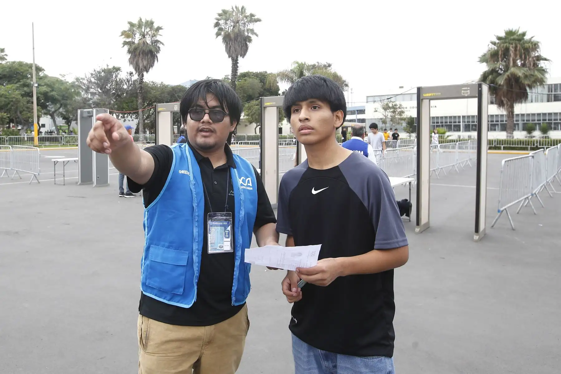 Universidad Nacional Mayor de San Marcos  realiza un simulacro presencial con miras al examen de admisión 2026 -II, con el objetivo de  permitir a los postulantes evaluar su nivel académico, identificar fortalezas y debilidades, y se familiaricen con la logística de la prueba oficial.
Foto: ANDINA/Eddy Ramos