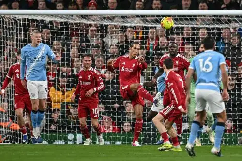Manchester City juega ante Liverpool  por la Premier League inglesa