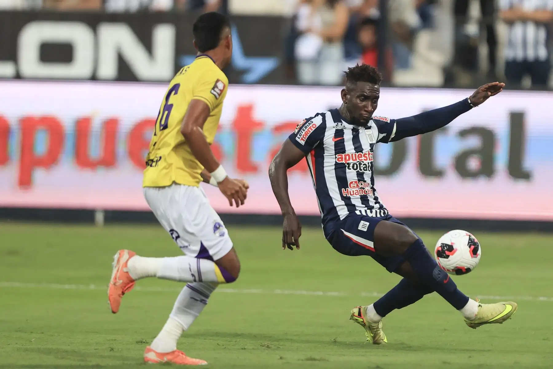 Alianza Lima enfrenta a Comerciantes Unidos por la segunda fecha del Torneo Apertura de la Liga 1. Foto: ANDINA/Jhonel Rodríguez Robles