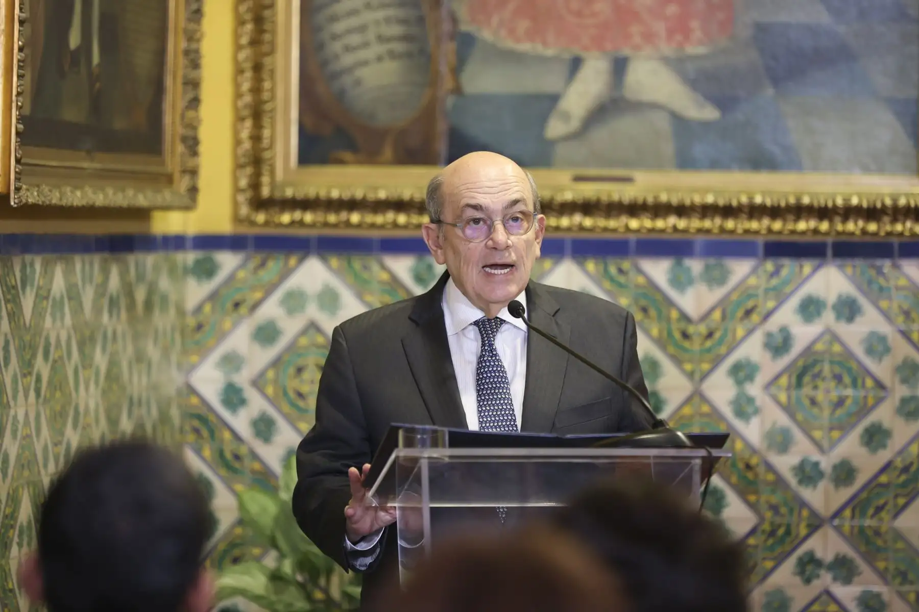 El canciller Hugo de Zela y el embajador de la Unión Europea, Jonathan Hatwell, firmaron un convenio para el despliegue de una misión de observación electoral para las Elecciones Generales 2026. Foto: ANDINA/Jhonel Rodríguez Robles