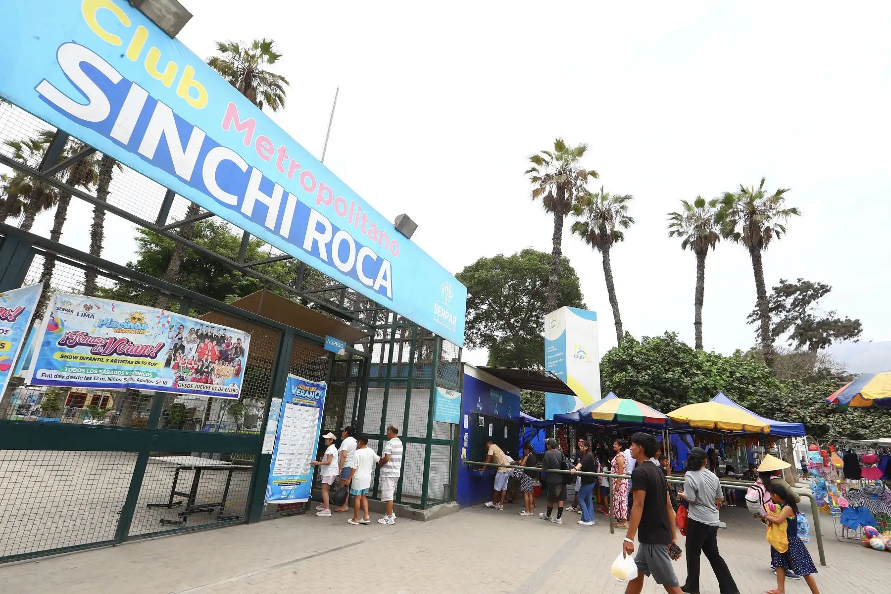 El punto de vacunación del Parque Sinchi Roca atiende de lunes a domingo de 8am a 6pm.
Foto: ANDINA/Verónica Calderón Zúñiga