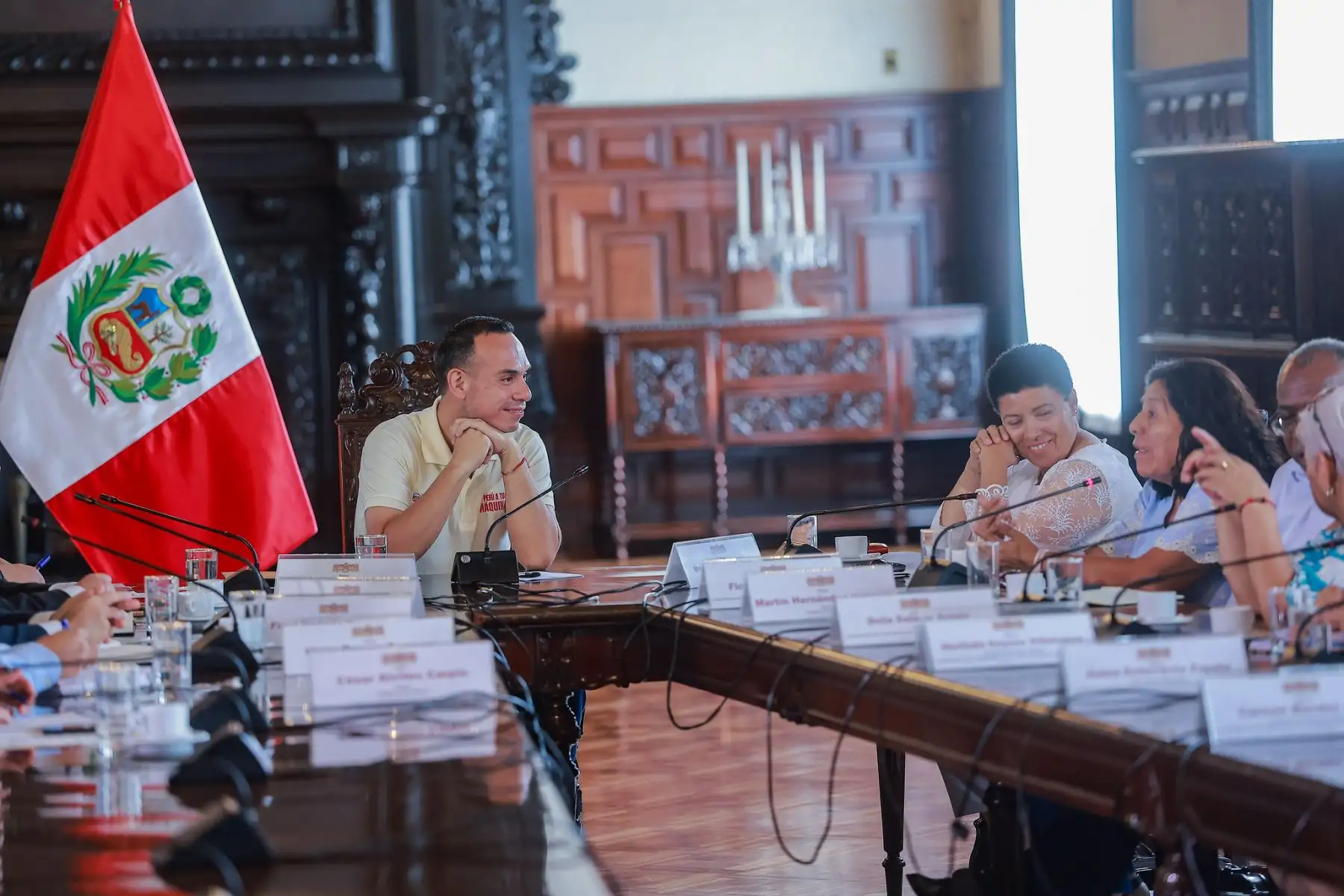 Presidente José Jerí sostiene reunión con la  Junta Directiva de la Organización de los Vasos de Leche de Lima. Foto: ANDINA/Prensa Presidencia