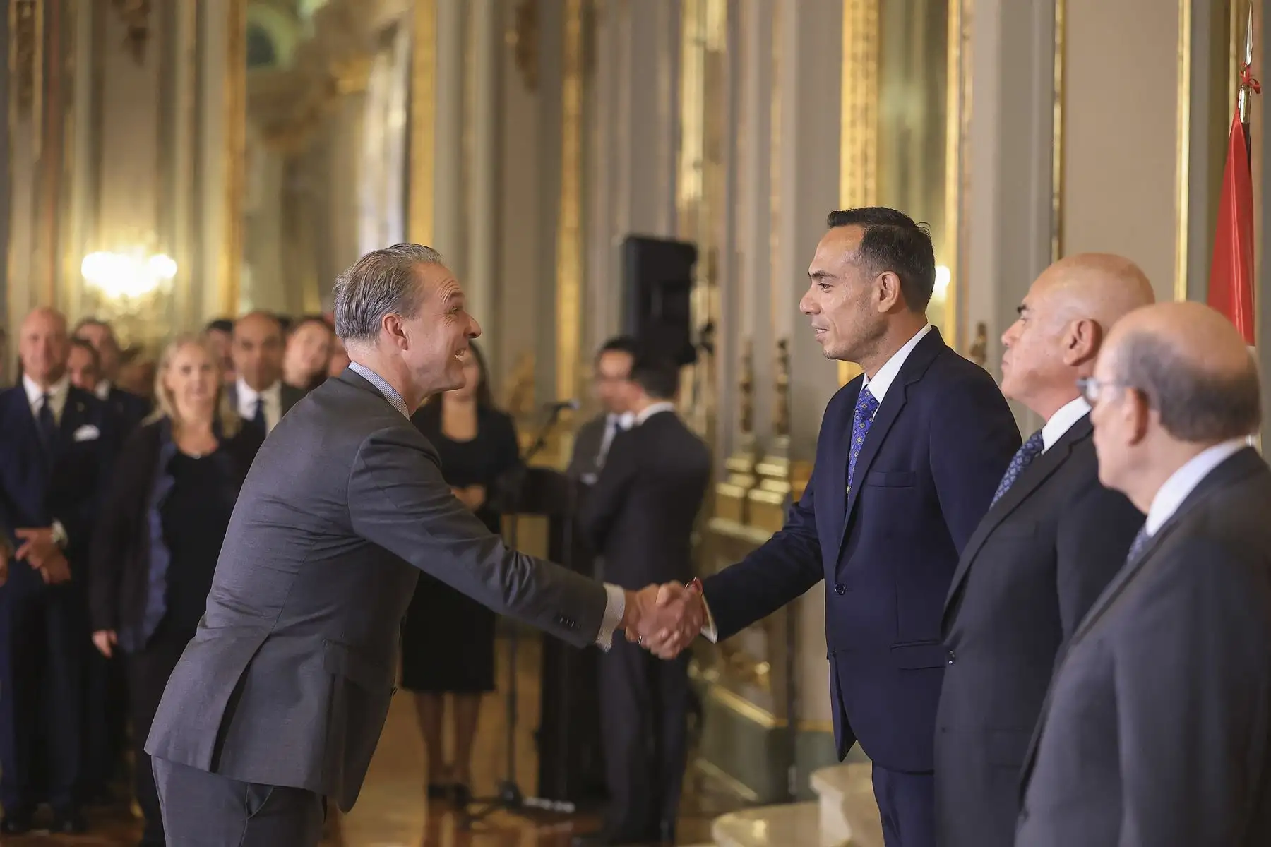 En Palacio de Gobierno, el presidente de la república, José Jerí, recibió el saludo del Cuerpo Diplomático acreditado en el Perú, integrado por embajadores, encargados de negocios y representantes de organismos internacionales . Foto: ANDINA/Prensa Presidencia
