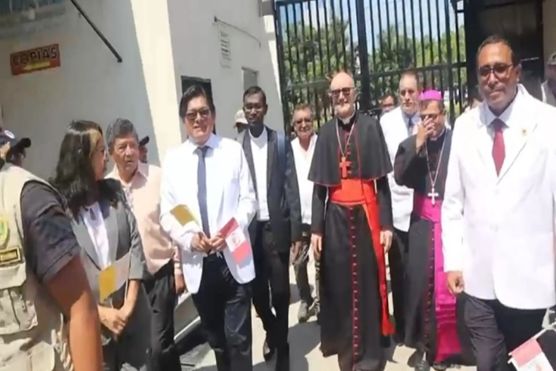 Peru: Cardinal sent by Pope Leo XIV visits patients