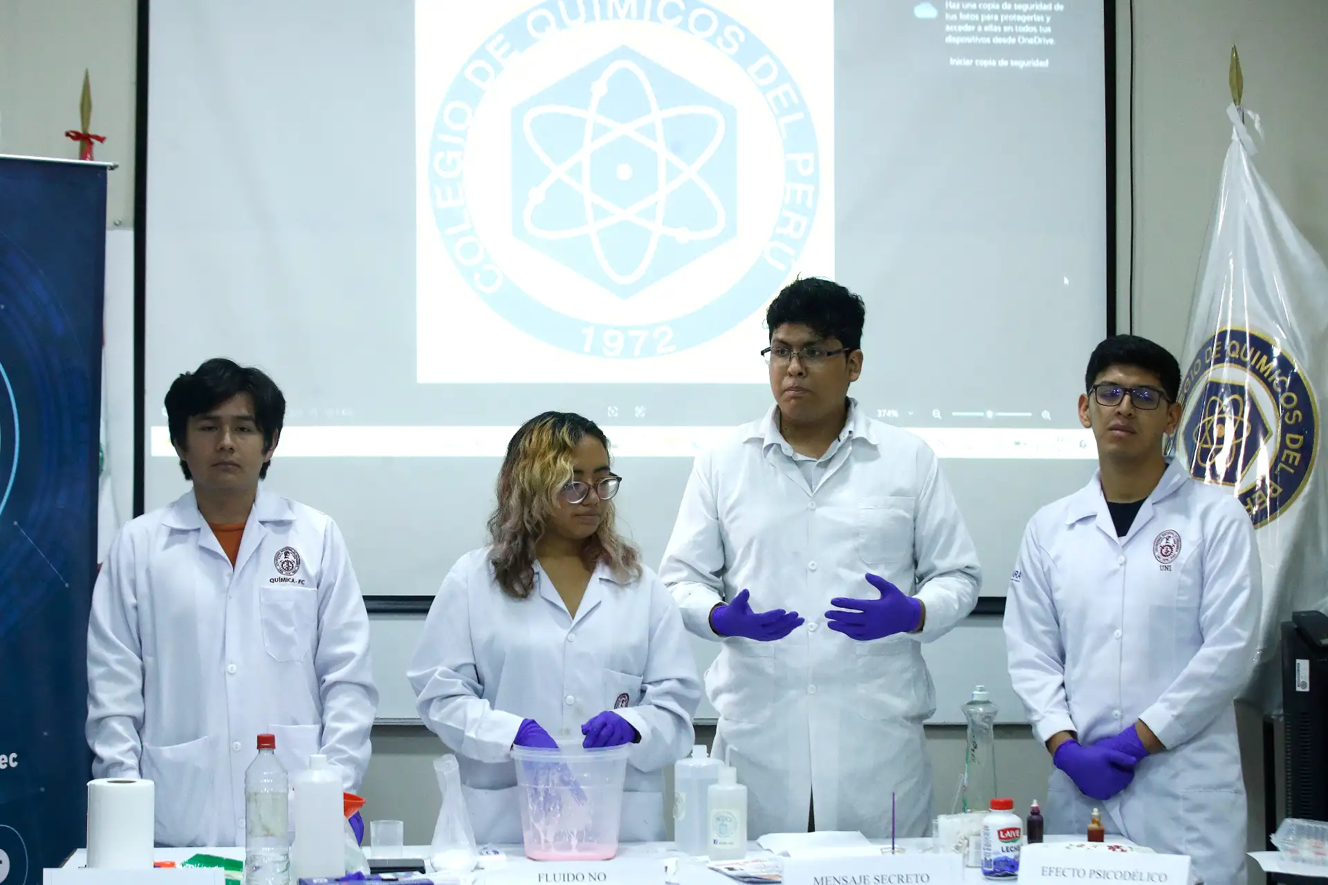 Científicas Peruanas en Wikipedia que tiene como objetivo visibilizar los aportes de las investigadoras nacionales y promover referentes femeninos en las áreas de ciencia, tecnología, ingeniería y matemáticas. 
Foto: ANDINA/ Eddy Ramos