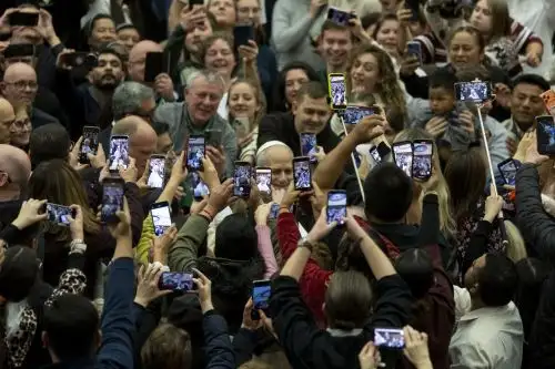 Audiencia general: el papa León XIV se dirige a los fieles en el Aula Pablo VI