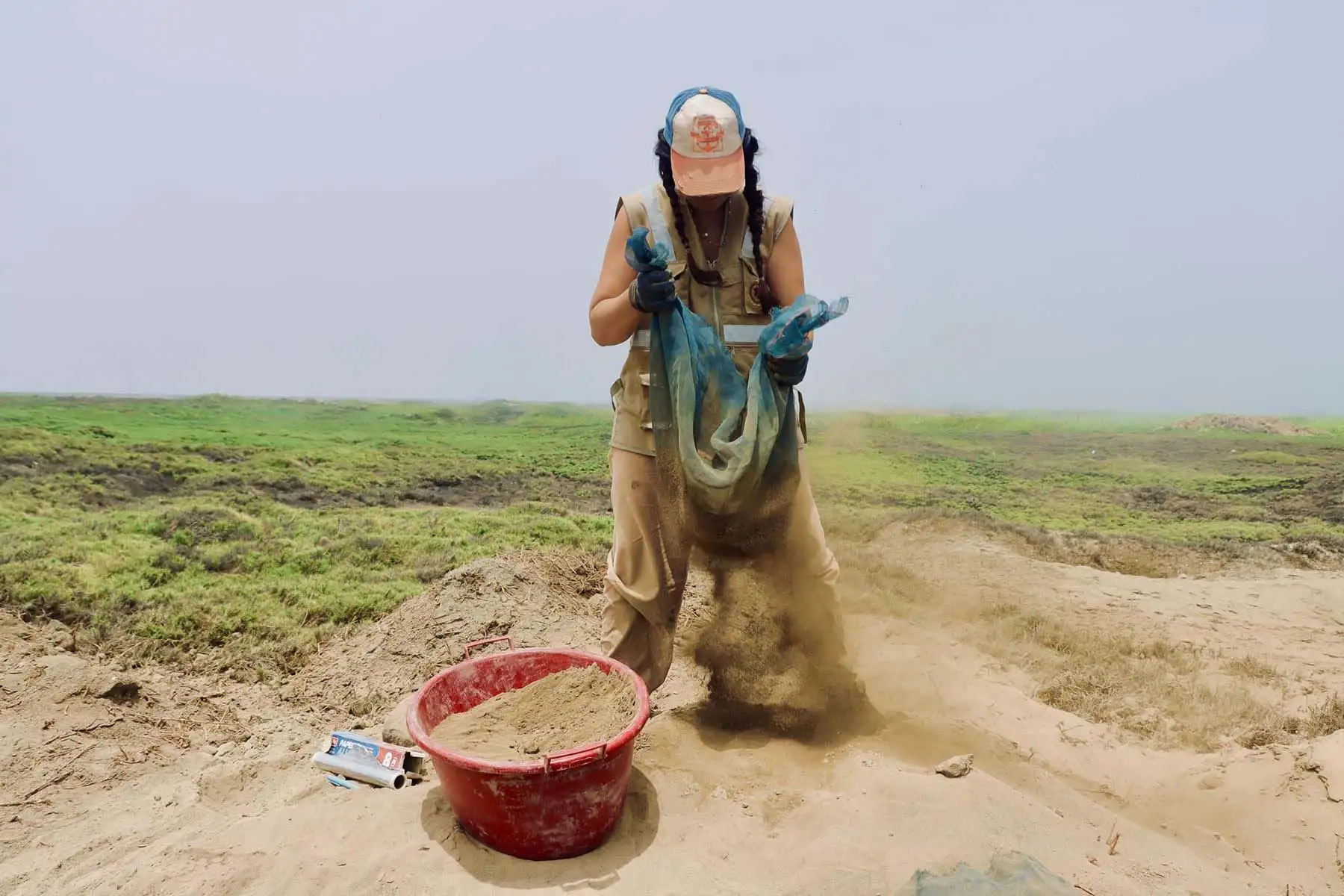 Vestigios arqueológicos del litoral liberteño forman parte del estudio “Paisajes Rotos”, que analiza la transición del Horizonte Tardío a la Colonia Temprana.
Foto: Cortesía / Randy Reyes
