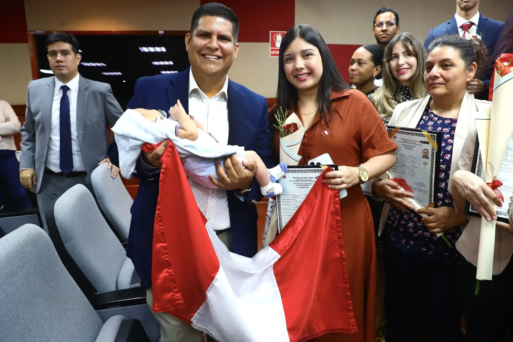 Anna Karina Perez es una de las beneficiarias que accedieron a la nacionalidad peruana bajo la modalidad de matrimonio con ciudadanos peruanos.
Foto: ANDINA/Verónica Calderón Zúñiga
