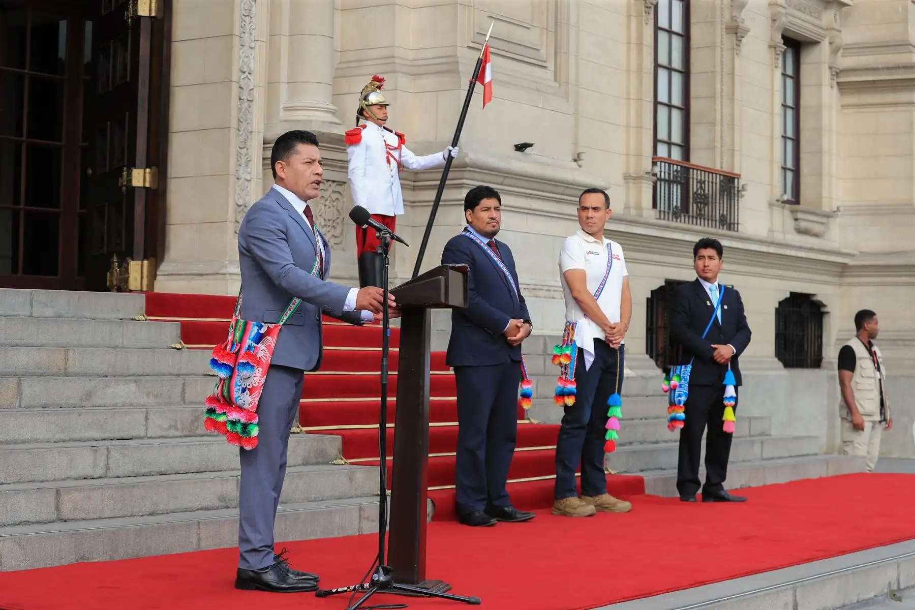 Presidente José Jerí participó en la presentación oficial del Carnaval Puneño 2026, realizada en el patio de honor de palacio de gobierno. Foto: ANDINA/Prensa Presidencia