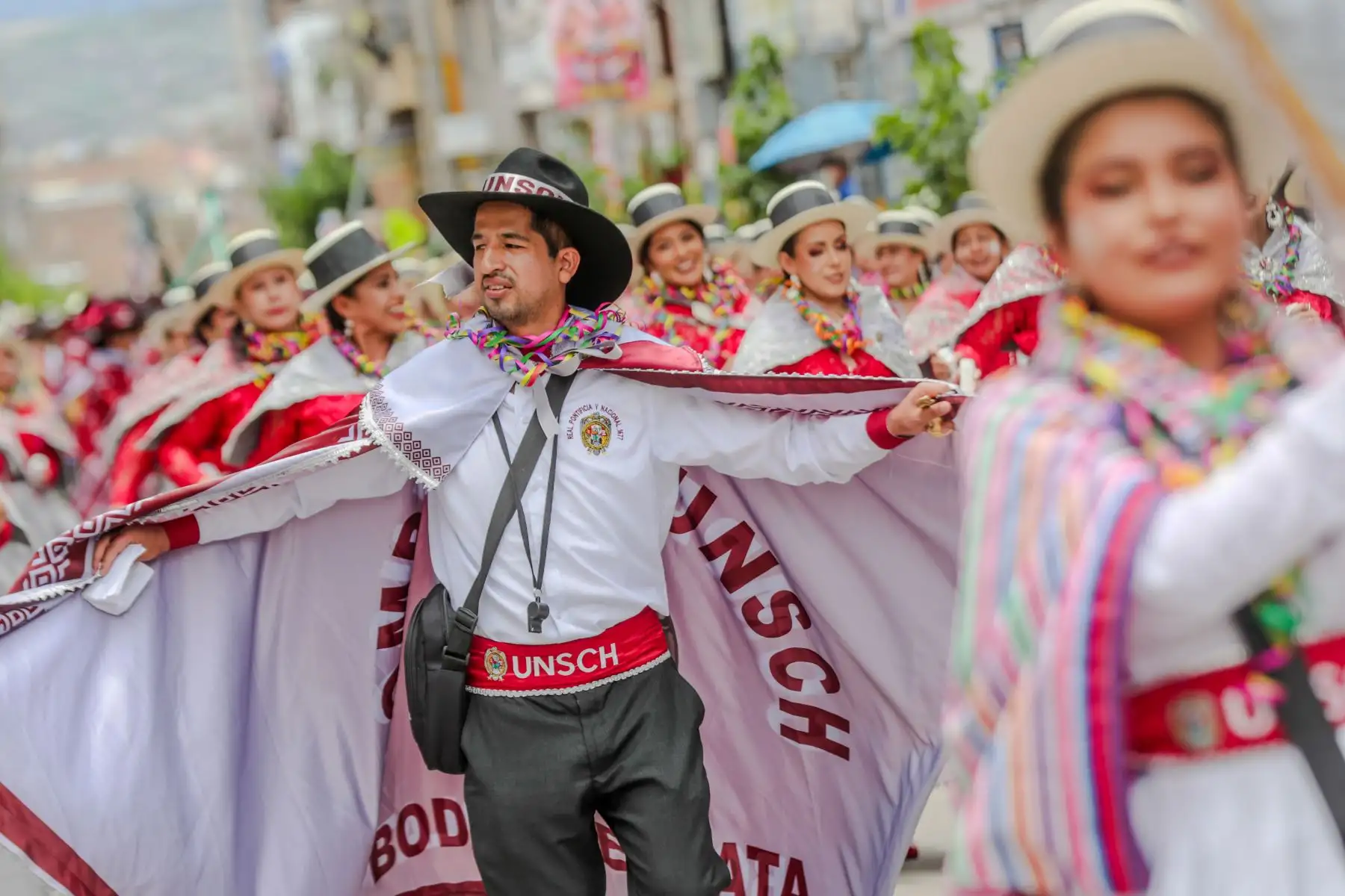 El Carnaval de Ayacucho reviste una gran importancia al constituir una tradición que se preserva en el tiempo no solamente como un sentimiento festivo, sino como un testimonio emblemático de la creatividad de la población Foto: ANDINA/Ricardo Cuba