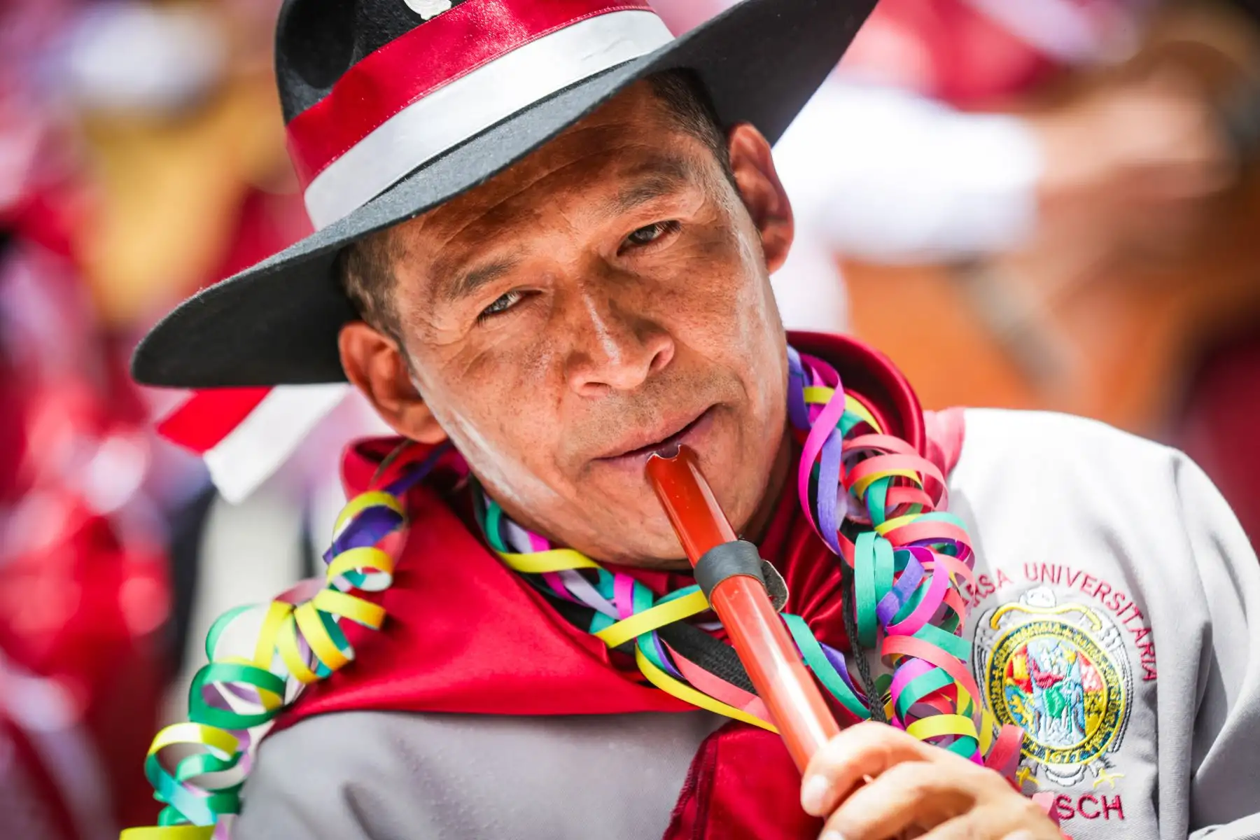 El Carnaval Ayacuchano empezará a festejarse en su máxima plenitud el sábado 14 de febrero con el ingreso del Ño Carnavalón, personaje icónico de esta festividad y el recorrido de comparsas institucionales. 
Foto: ANDINA/Ricardo Cuba