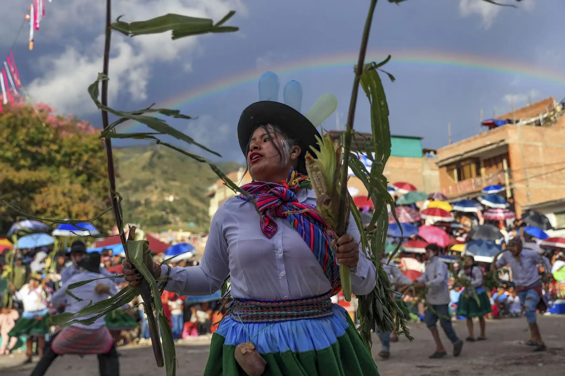 El domingo 15 de febrero de 2026 es, sin duda, el corazón del sentimiento campesino en Huanta. Mientras la ciudad de Huamanga vive su propio caos festivo, en Huanta este día se dedica a la identidad territorial. Foto: ANDINA/Ricardo Cuba