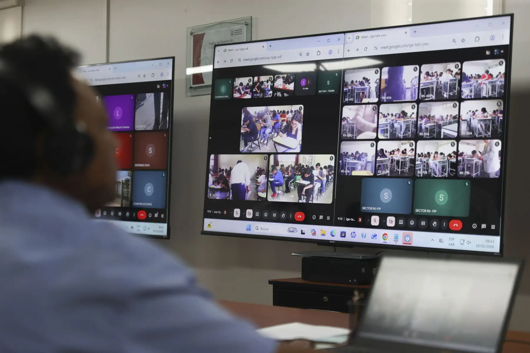 La UNI desarrollará su proceso de admisión 2026-I los días lunes 16, miércoles 18 y viernes 20 de febrero, en el que ofrecerá un total de 1,886 vacantes correspondientes al proceso ordinario, dirigidas a cerca de 6 mil postulantes.
Foto: ANDINA/Jhonel Rodríguez Robles