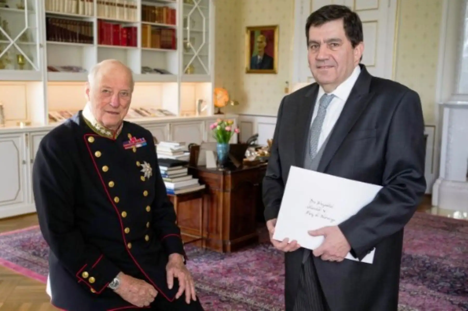 Peru's Ambassador presents credentials to King of Norway
