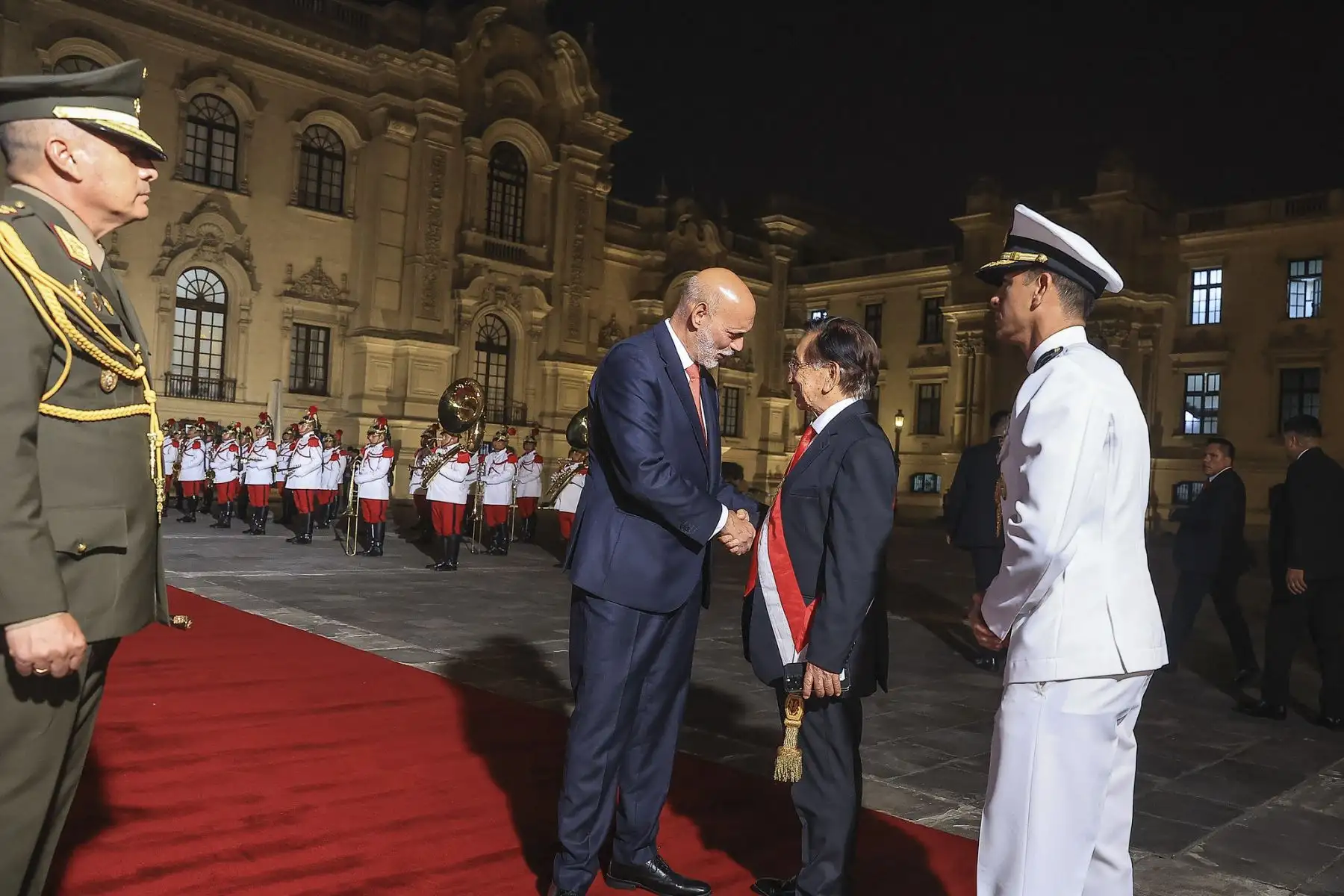 Llegada del presidente de la República del Perú, José María Balcázar, a Palacio de Gobierno. Foto: ANDINA/Prensa Presidencia