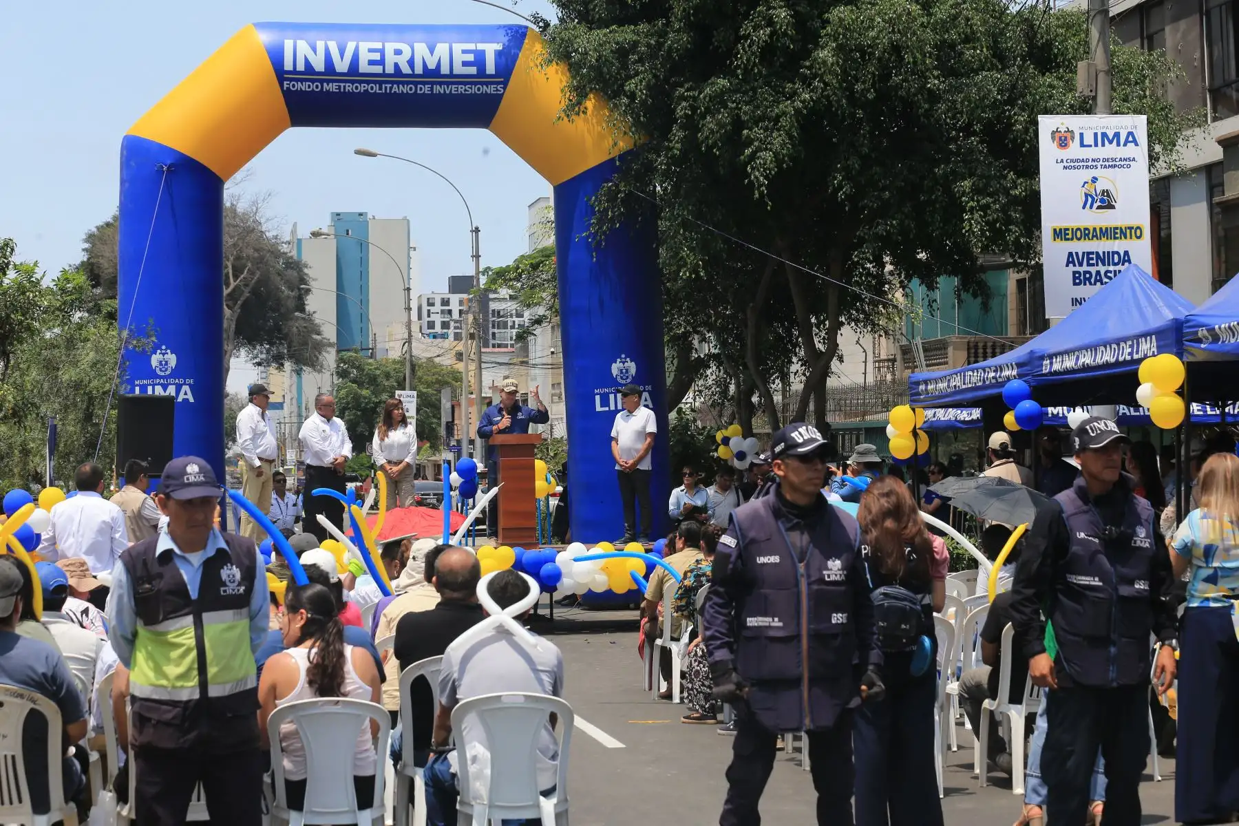 El alcalde de Lima, Renzo Reggiardo, entrega la remodelada avenida Brasil en beneficio de más de medio millón de vecinos. Foto: ANDINA / Héctor Vinces