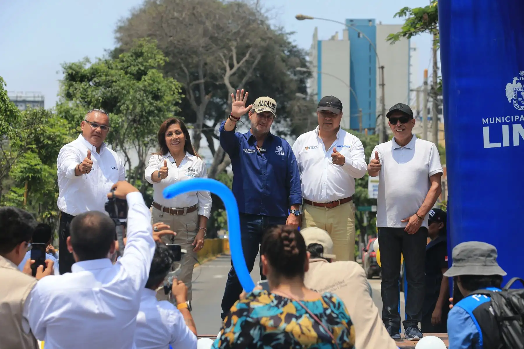 El alcalde de Lima, Renzo Reggiardo, entrega la remodelada avenida Brasil en beneficio de más de medio millón de vecinos. Foto: ANDINA / Héctor Vinces
