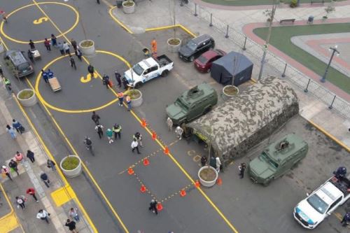 La comuna recordó que este puesto estratégico fue inaugurado el 7 de noviembre de 2025 con la presencia del entonces presidente de la República, el alcalde de Lima, los altos mandos de las Fuerzas Armadas y la Policía Nacional, con la finalidad de coordinar y fortalecer las acciones tácticas contra la inseguridad ciudadana.